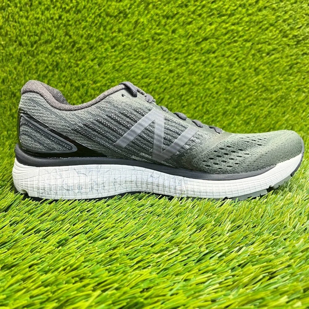 New Balance 860v9 Mens Size 7 Green White Athletic‎ Running Shoes Sneakers